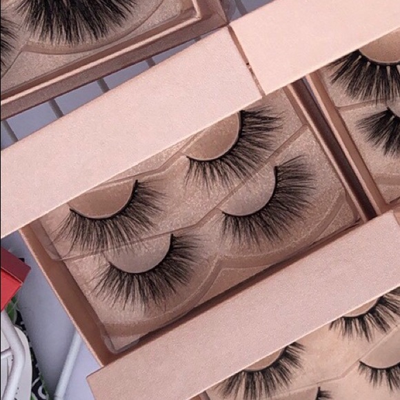 2 pairs faux Mink Eyelashes - Picture 6 of 7